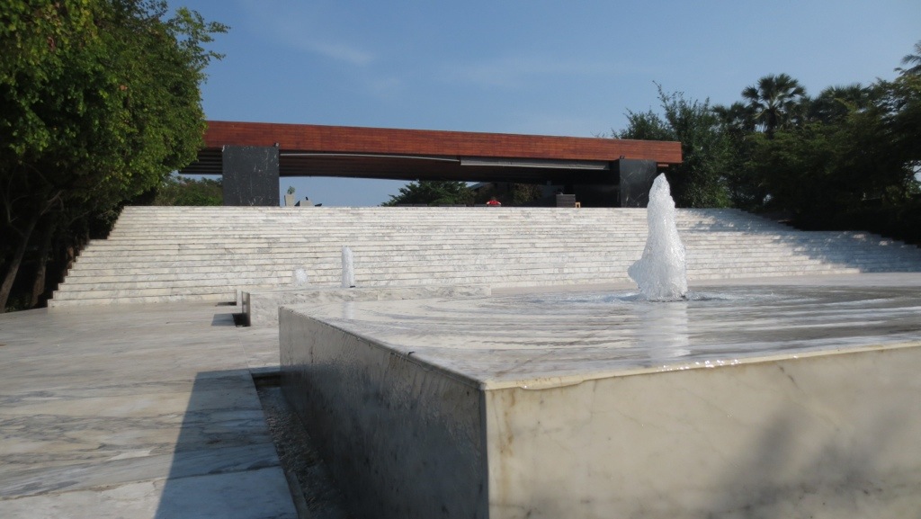 20130208-090749.jpg